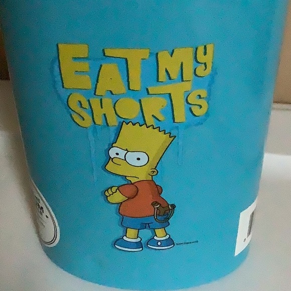 The Simpsons Mpvie Preloved and Bart Simpson Metal Canteen - Picture 3 of 6